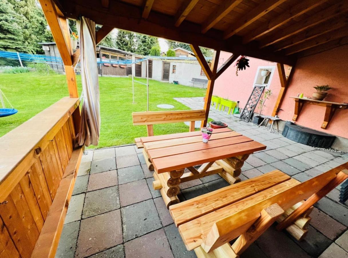 Gemuetliche Wohnung In Gruenhainichen Erzgebirge Grunhainichen Exteriör bild